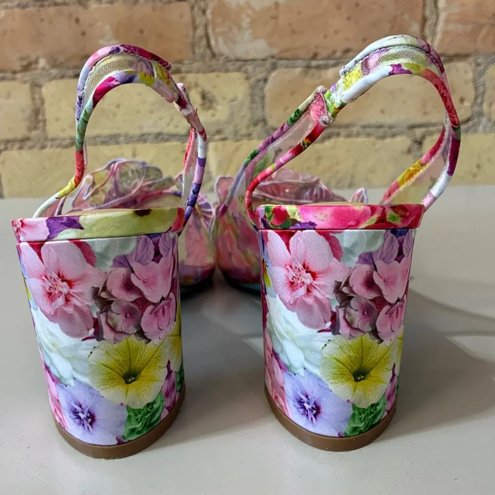 Betsey Johnson Avi Multicolor Floral Appliqué Slingback Heels - Picture 4 of 8
